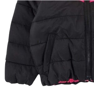 Nike Baby Girls Kontrastrandig Puffjacka (Svart/rosa)