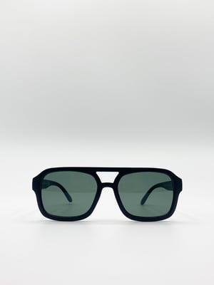 Navigator Retro Style Plastic Frame Sunglasses