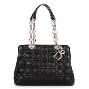 Medium Soft Shopping Tote Medium  schoudertas