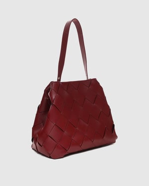 Chiara Vlochten Florence Maroon met Goud Tas