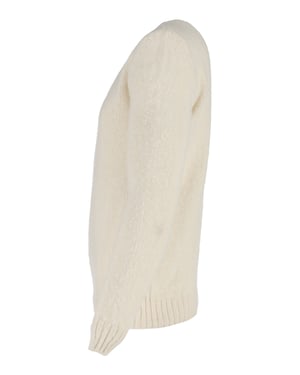 A.P.C. Rundkragetröja i krämfärgad ull