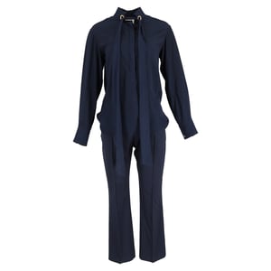 Chloé blouse en broek met strik bij de hals in marineblauwe viscose.