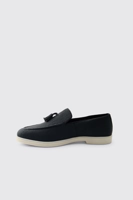 Textured Tassel PU Loafer