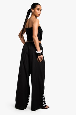 Petite Wide Leg Broderie Hem Trouser
