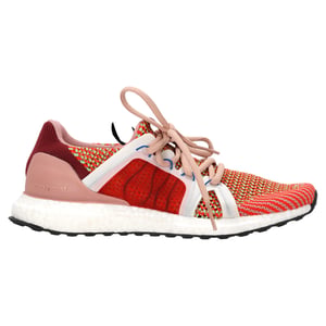 Adidas by Stella McCartney Ultraboost S Stickade Tränare i Röd Polyester
