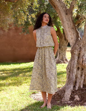 Paisley Print Rhinestone High Neck Midi Dress