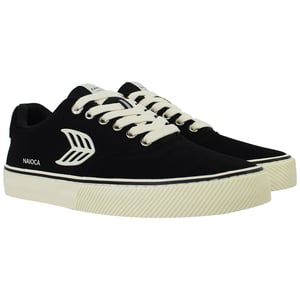 Cariuma Naioca Pro Unisex Black Plimsolls