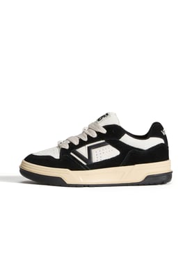 Upland Sneakers