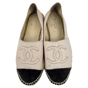Chanel CC Napperleer Espadrilles met Cap-Toe in Nude