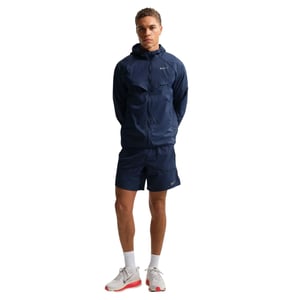 Nike Lichtgewicht herenjack met capuchon van Stride (Middernacht marine)