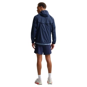 Nike Lichtgewicht herenjack met capuchon van Stride (Middernacht marine)
