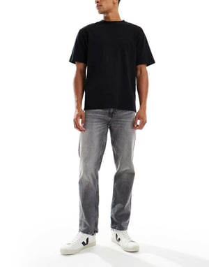 ASOS DESIGN raka jeans med stretch i gråtvätt