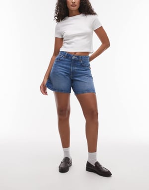 Topshop Hourglass denim Redaktörsshorts i mellanblå