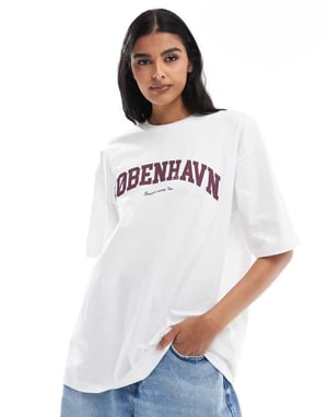 JJXX oversized t-shirt med kobenhavntryck i vitt