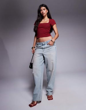 ASOS DESIGN dubbellager fyrkantig halsringning topp med kort ärm i bordeaux