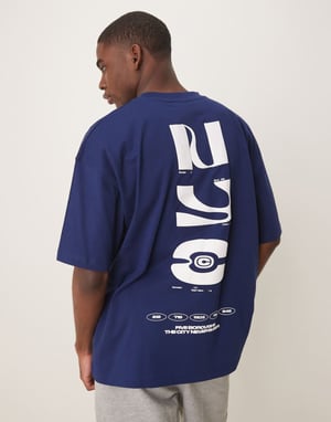 ASOS DESIGN oversized t-shirt med stadsgrafik i marinblå