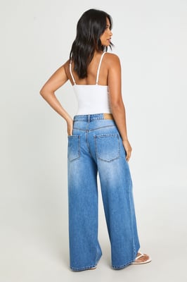 Petite Mid Waist Loose Fit Wide Leg Jean