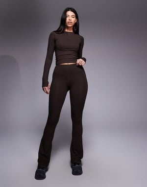 4505 Icon soft touch high waist slim kick yoga legging in chocolate