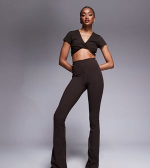 4505 Tall Icon soft touch high waist slim kick yoga legging in chocolate