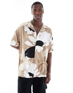Jack & Jones revere krage abstrakt blommig skjorta i beige