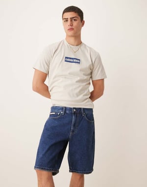 Calvin Klein Jeans vanliga denimshorts i mörk tvätt