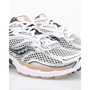Saucony Sneakers