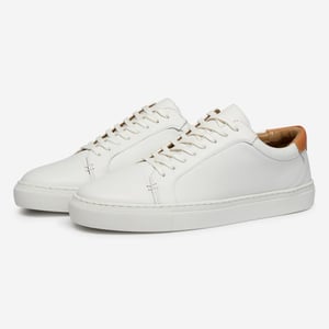 Oliver Sweeney Tollesby White