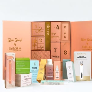 ErthSkin 12 day Christmas Advent Calendar -12 full size skincare & Make Up Gifts ( Worth £495)
