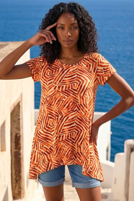 Leaf Print Hanky Hem Tunic Top