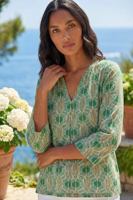 Geometric Print Stretch Top