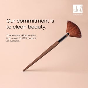 Dr. Botanicals Coffee Ground Fan Brush for Dusting, Contouring