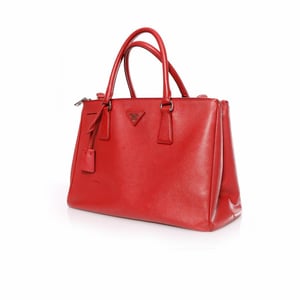 Prada, Galleria handtas in rood saffiano leer.