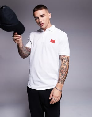 HUGO Red dereso badge logo polo in white