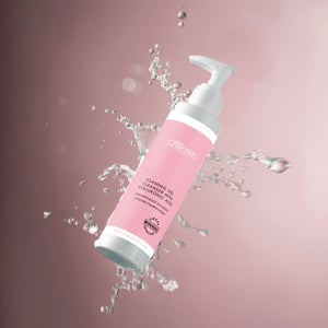 skinChemists Foaming Anti-Ageing Gel Cleanser with Hyaluronic Acid 200ml for Dryness, Fine Lines, Wrinkles, Acne, Blemishes