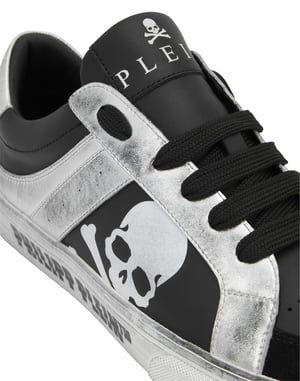 Low-Top Leather Sneakers Retrokickz Tm