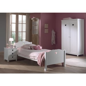 Lucevi amori bed + lattenbodem + nachtkastje + 2 deurs kleerkast -