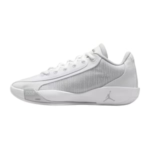 Nike Jordan .77