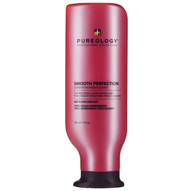 Pureology Smooth Perfection Conditioner voor het onderdrukken van pluizig haar
