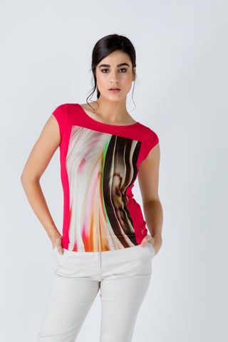 Tweekleurige top met kapmouwtjes Rood