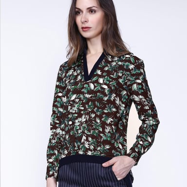 Satin col-v blouse and leaves print