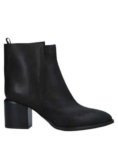 Vic Matie Women's Ankle Boots Black Leather