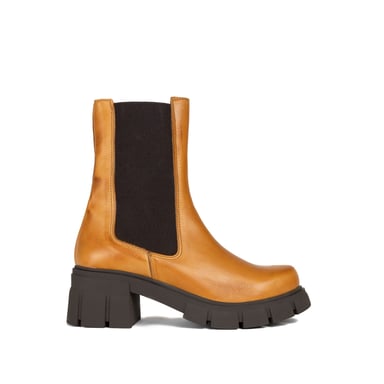 María Barceló Chelsea Cognac Boot