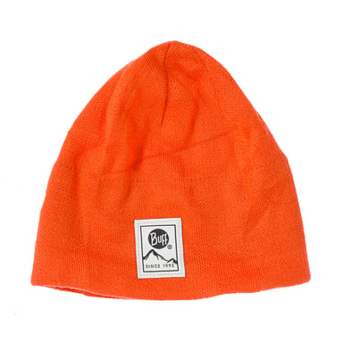 Stickad mössa 120800