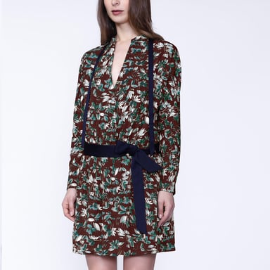 Satin collar short dress and leaves print