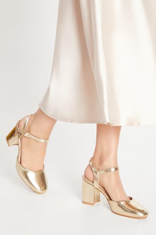 Emeldas Round Toe Block Heel Open Back Court Shoes