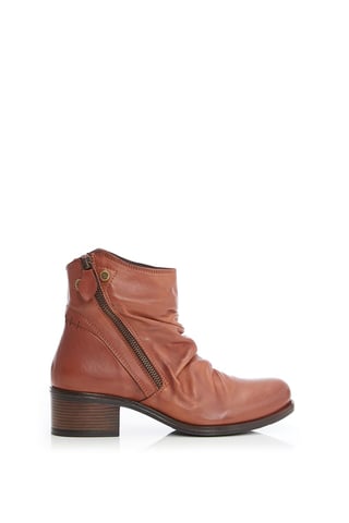 'Kaiit' Tan Leather Ankle Boots