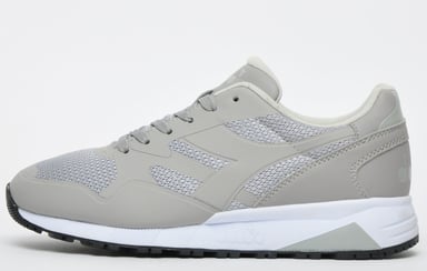 Diadora N902 Mens
