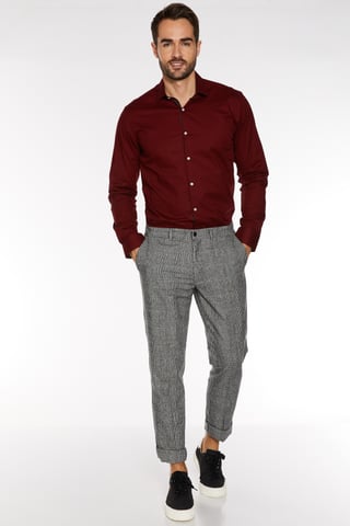 Long Sleeve Plain Shirt in Red