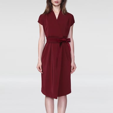 Mid-length dress effect wallet and belt added
