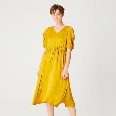 V-neckline midi dress with drawstring belt